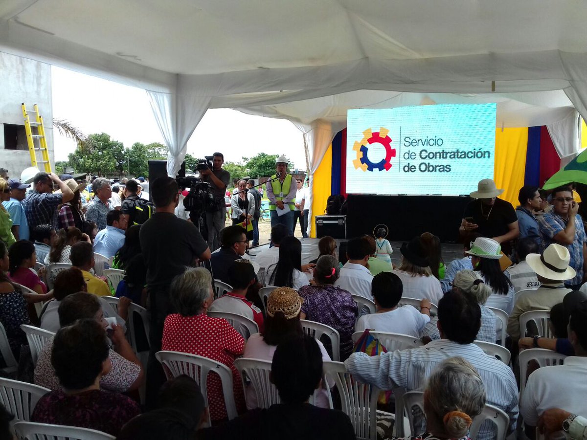 SECOB_Ec's tweet photo. Medicina familiar, farmacia, enfermería, odontología, laboratorio, entro otros servicios tendrá el #CSNobol. Ejecuta SECOB @MashiRafael https://t.co/kSzzgCORrf