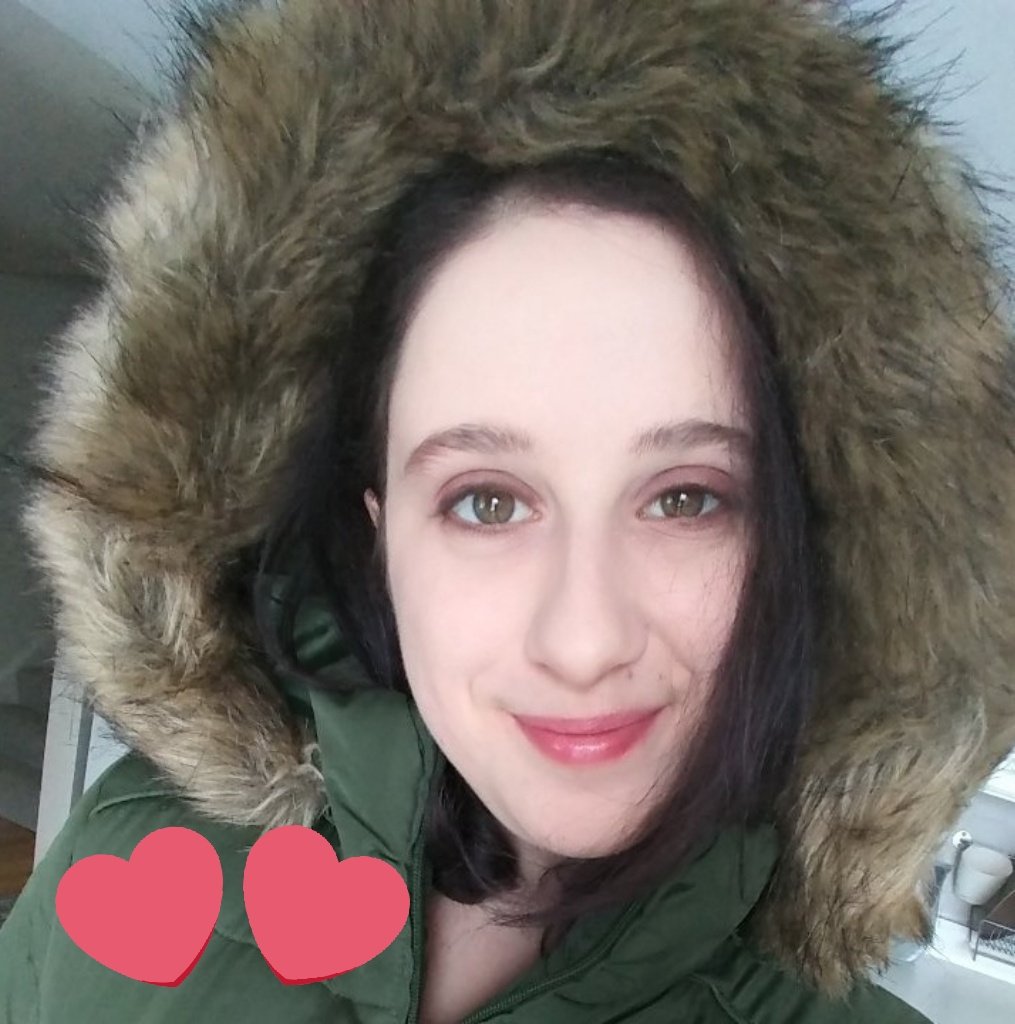 fndhakaih's tweet photo. When it's cold af outside but you need coffee https://t.co/0FMl0qK56M