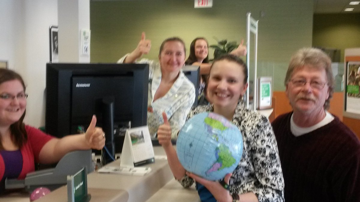 _Betty____'s tweet photo. An awesome client helping us stop the world #Httww1 #theABnexperience @BrianGervais_TD  @ToddLinnen_TD  @dancey_td @absmitherz @_Corissa_S_ https://t.co/tESsDxpuCK