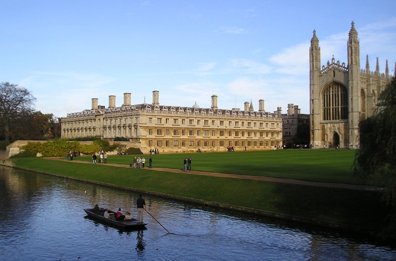 SashNorfolk's tweet photo. @SashNorfolk are proud to have completed renovations &amp; repairs @ClareCollege this building is purely stunning! #sashwindows #cambridge https://t.co/Cmk2Vdb6XV