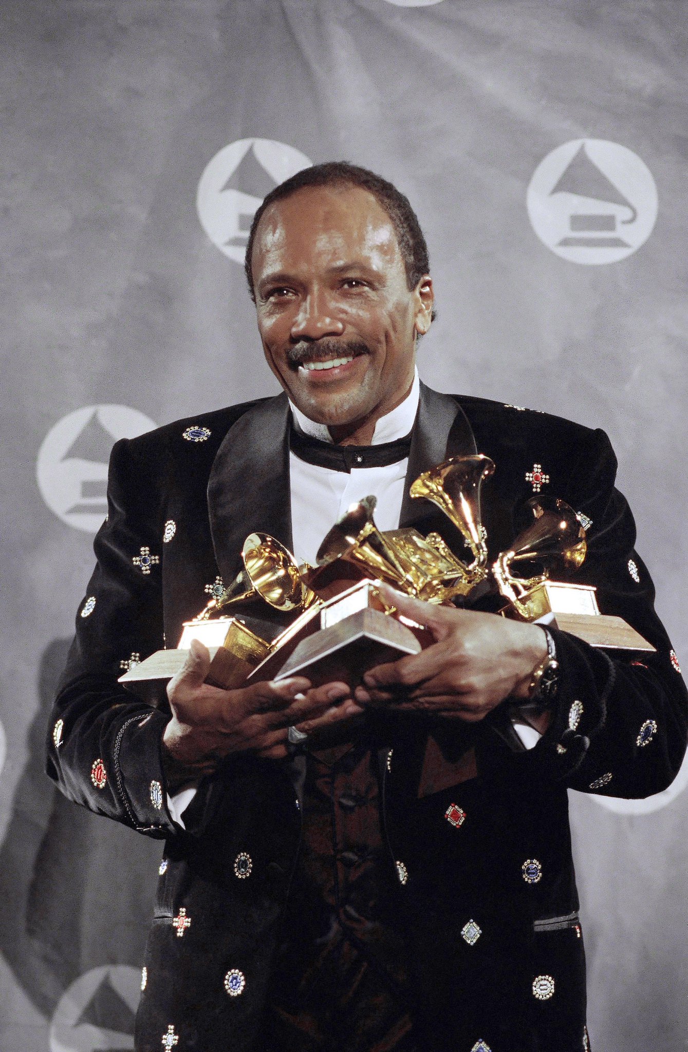 Happy Birthday to Quincy Jones, who turns 84 today! 