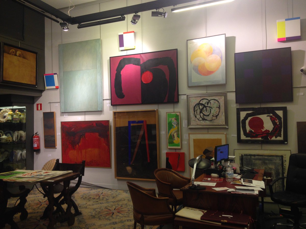 FernandoDuranFD's tweet photo. Hemos vuelto! así de bonita ha quedado nuestra sala de Conde de Aranda, visitamos de 10-14 y de 16:30 a 20:00 #aprilauction #subastadeabril https://t.co/JzT1an0fXB