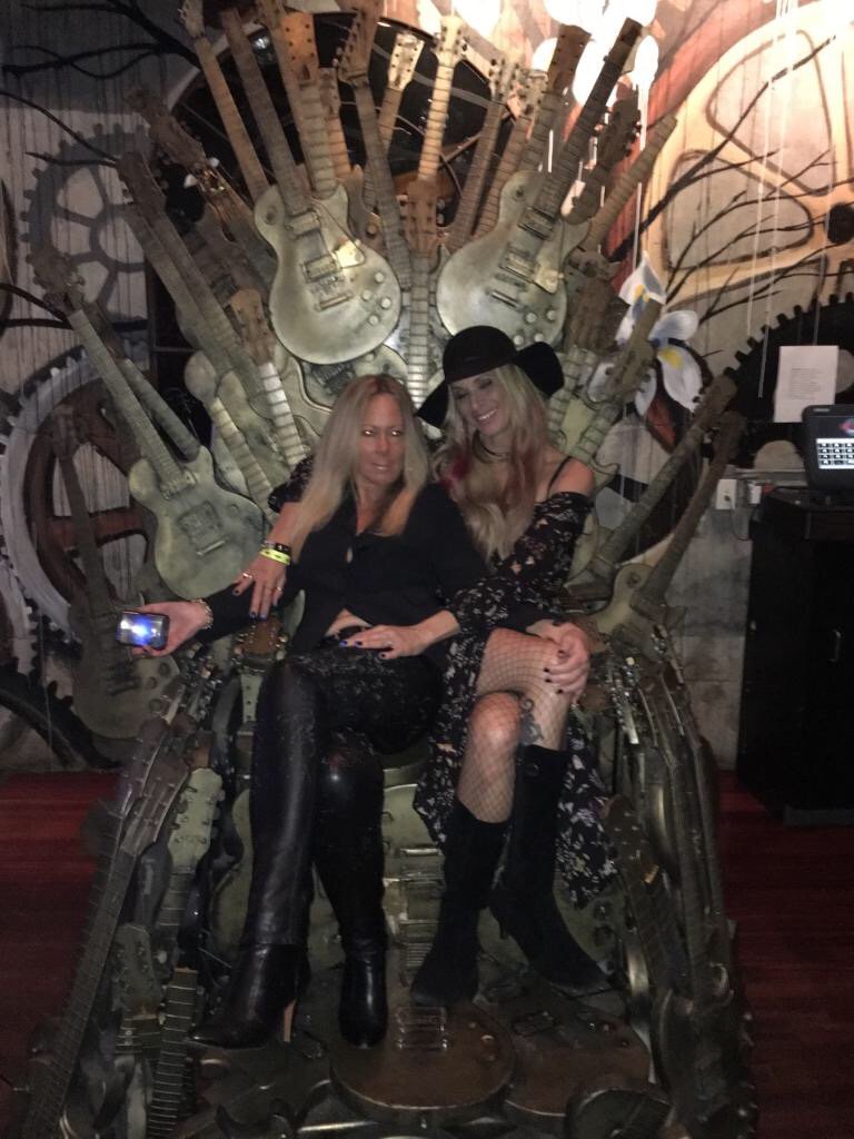 Cathi  Black tweet media