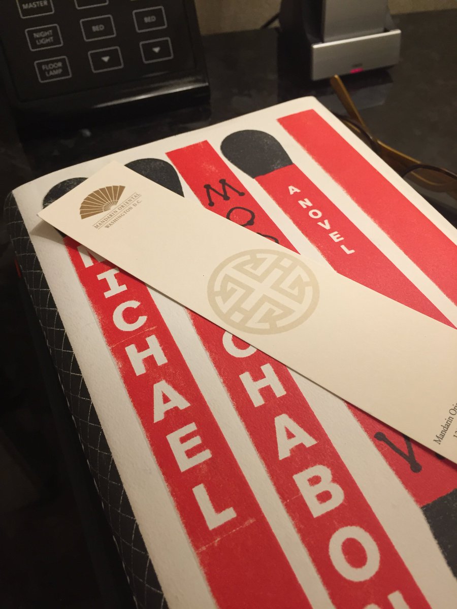 DianeLaneyFitzp's tweet image. Returned to my hotel room to find the room attendant had placed a bookmark on my book. @MO_HOTELS #impeccableservice #bookloversparadise