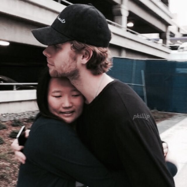 hello! i'm phillip tyler emerson, and i'm new here. i'd love it if you all could like n rt me. ♡