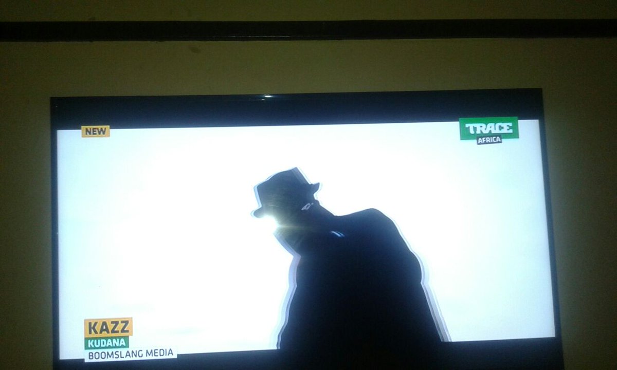 KazzKhalif's tweet image. Big love to @TRACEAfrica_ for showing the video #Kudana. Let's keep the  #TraceRequest coming #boomslangas