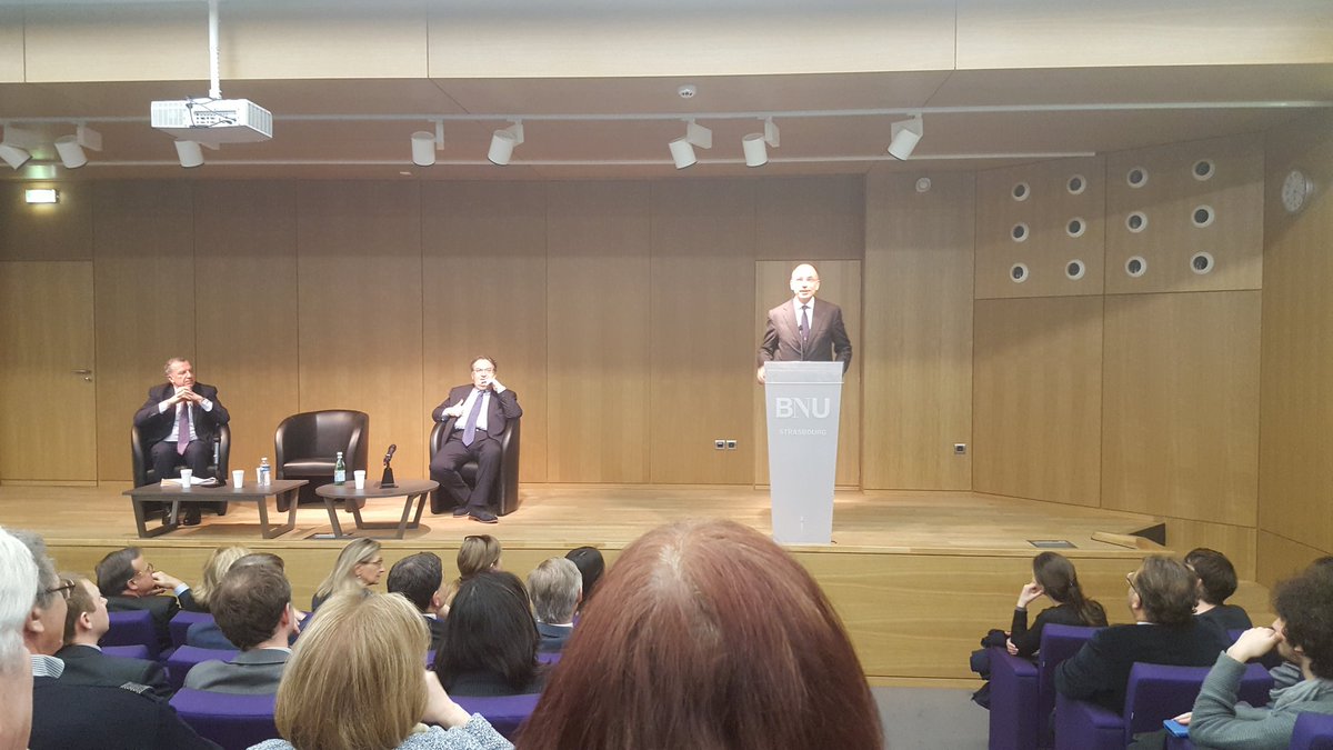 stick_andrudder's tweet photo. #Letta a #Strasburgo :"non c'è da festeggiare il trattato di #Roma, ma da fare riflessione. Con situazione attuale c'è poco da festeggiare!" https://t.co/n29THHcVP2