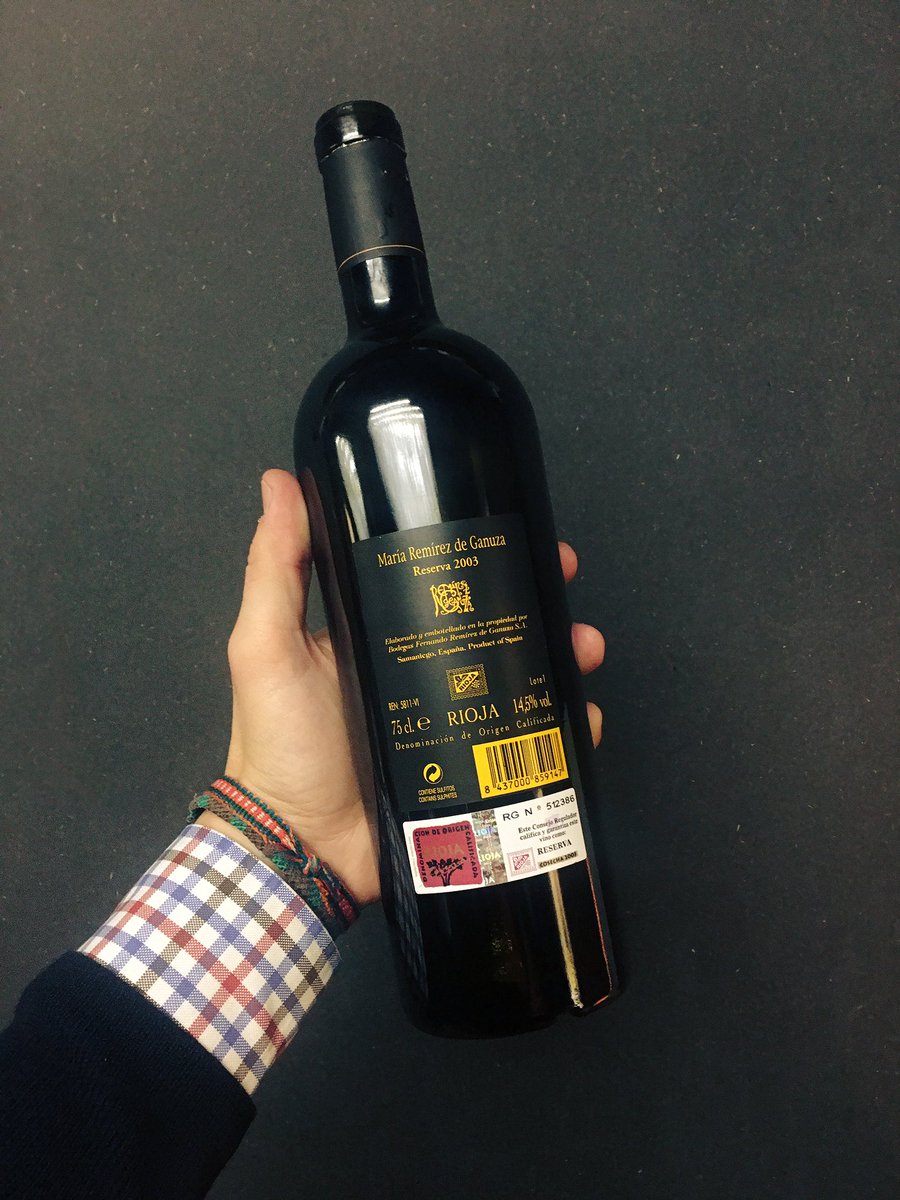 traslamesa's tweet photo. Catas redondas y especiales.
Remírez de Ganuza.
#vino https://t.co/iWT65IDqCr