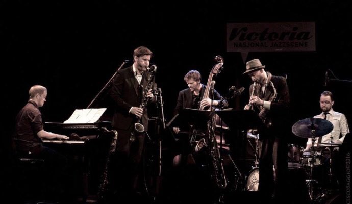 JazzEvidence's tweet photo. Jazz Evidence onsdag 15. mars: Team Hegdal ( Eirik Hegdal, André Roligheten, Oscar Gönberg, Ole Morten Vågan og Gard Nilssen). https://t.co/TVPR9aeQeO