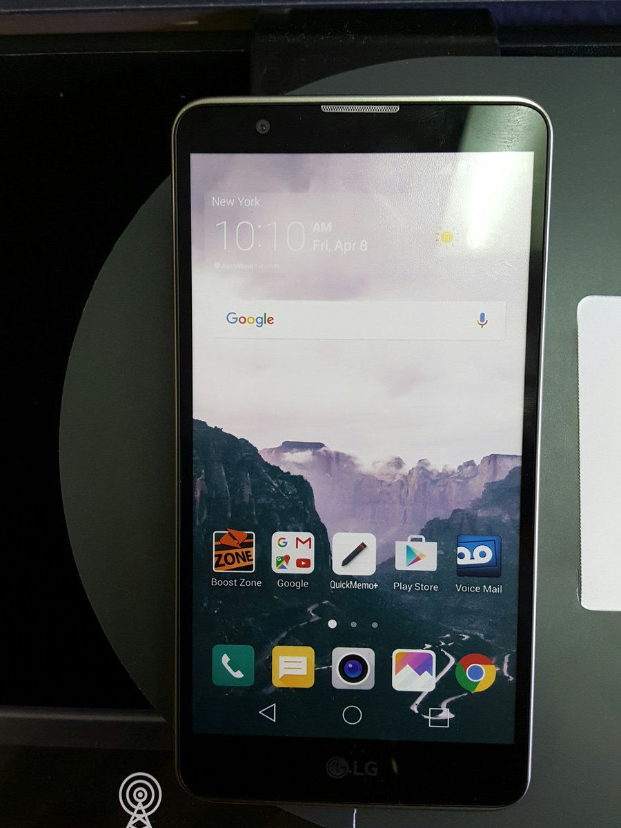 Easywireless66's tweet photo. Doing phone upgrades here @Easywireless66 in Durant, Ok....#boostmobile #UnlimitedData #FamilyPlan @boostmbilerandy https://t.co/jNPCdtJmU3