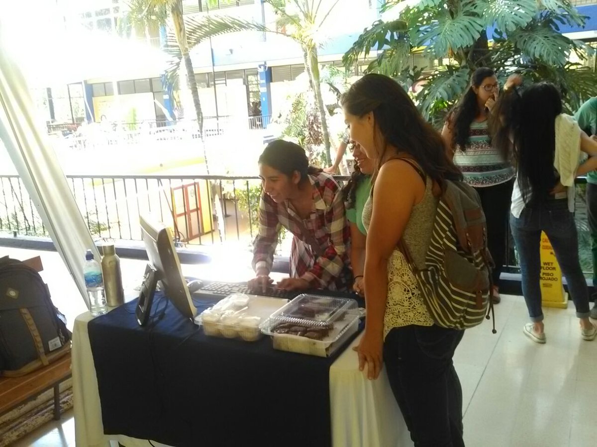 CencrUcr's tweet photo. Acercate a nuestro stand a la entrada de la Facultad de Ciencias Económicas y participá en una rifa organizada por la EAN

(Aplica para B7s) https://t.co/g00B6JaSft