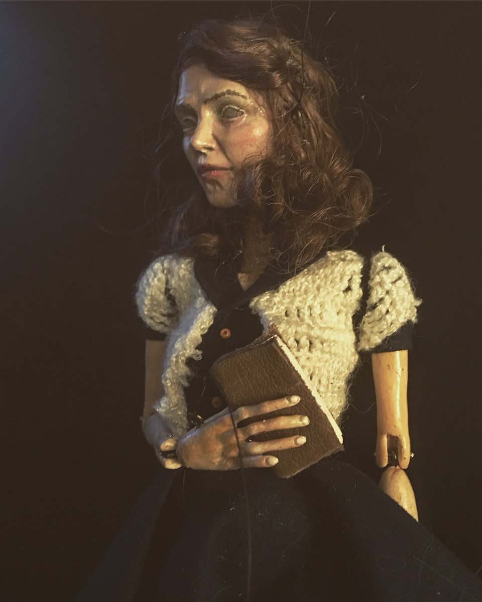 puppet_devils's tweet image. "I took a deep breath and listened to the old bray of my heart. I am. I am. I am."
#SylviaPlath #marionette #puppet, complete at last.