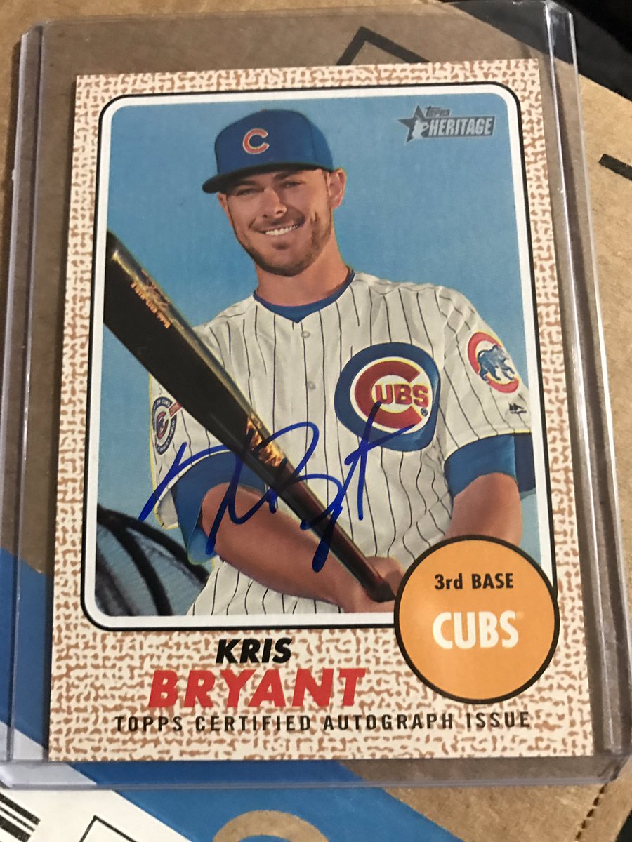 RLeech1321's tweet photo. How about this freakin pull?!? #BryantAuto 🔥🔥🔥🔥🔥 @TheCarLdude @CardiacsSports @Topps @TypicalPdubs97 @TheReal_Sherm https://t.co/atz3jqrAgH