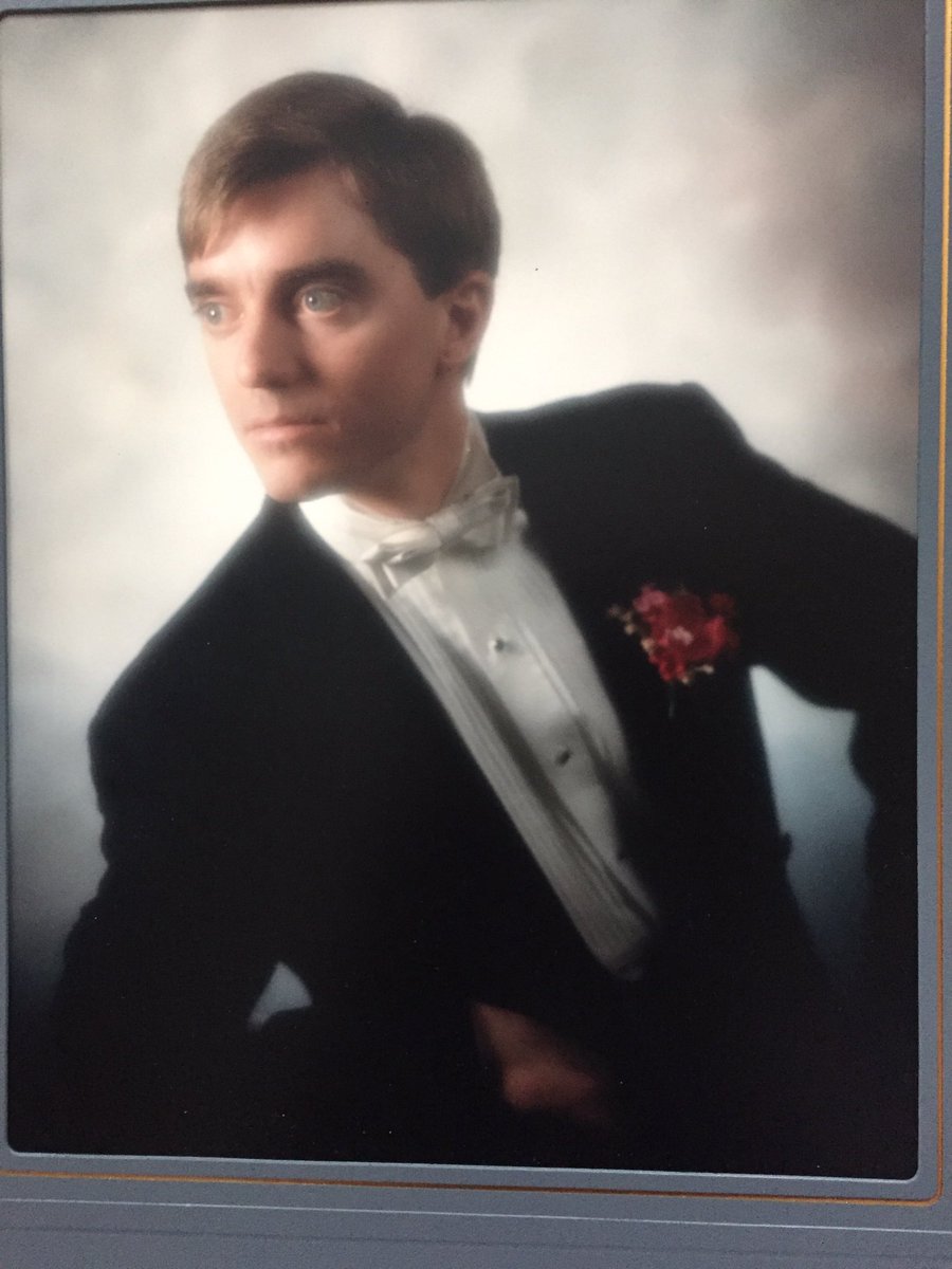 Went through my parents wedding pics for their 25th anniversary, found this gem:when Isabel's 2 mins late for curfew