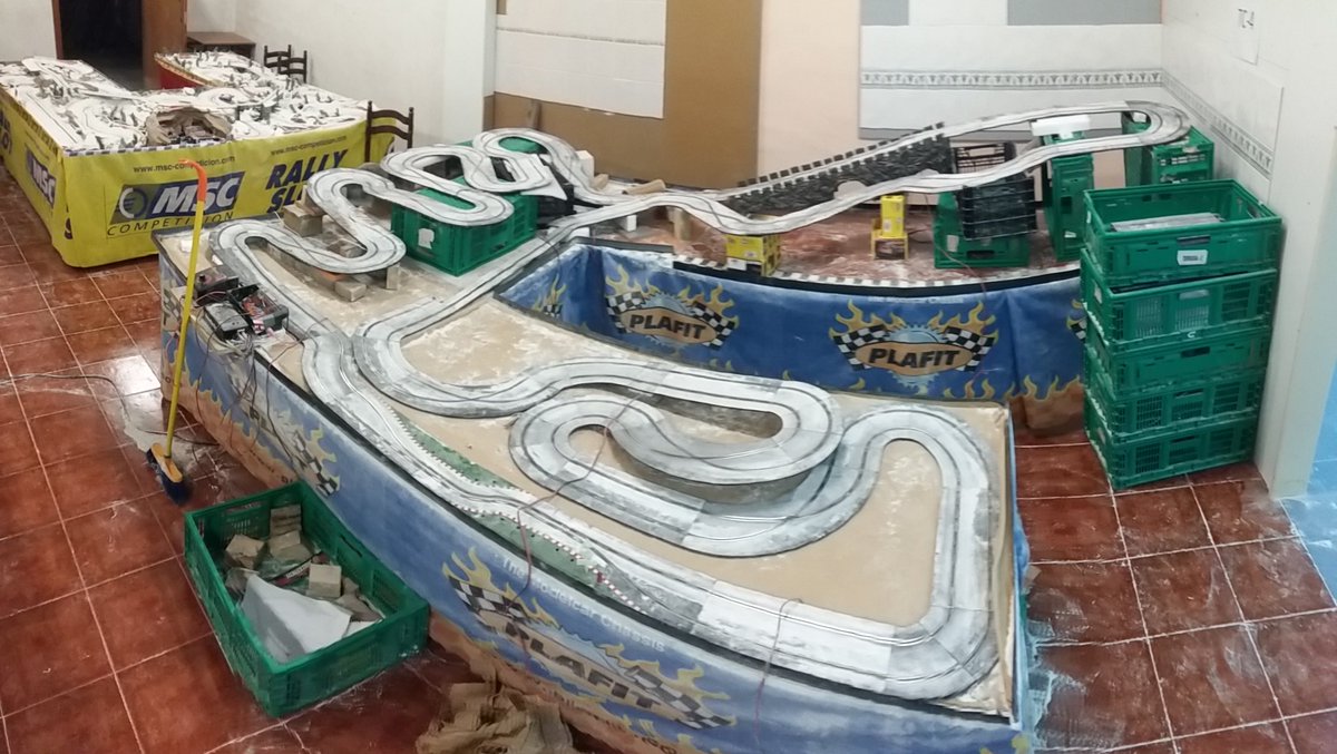 MotorSlotD4's tweet photo. Poco a poco va cogiendo forma los trazados para el próximo 25 de marzo
Rally de Noruega 2°Rally del campeonato 2017
\\\D4Power!!!
   I❤Slot https://t.co/jy1X1fFbta