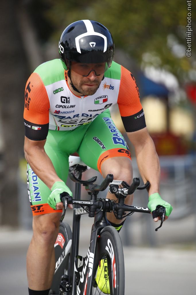 Bardiani_CSF's tweet photo. Gli ultimi scatti del #GreenTeam alla @TirrenAdriatico -- Tutte le classifiche definitive: https://t.co/34HbLBaSIl https://t.co/KHSIyfLNxl