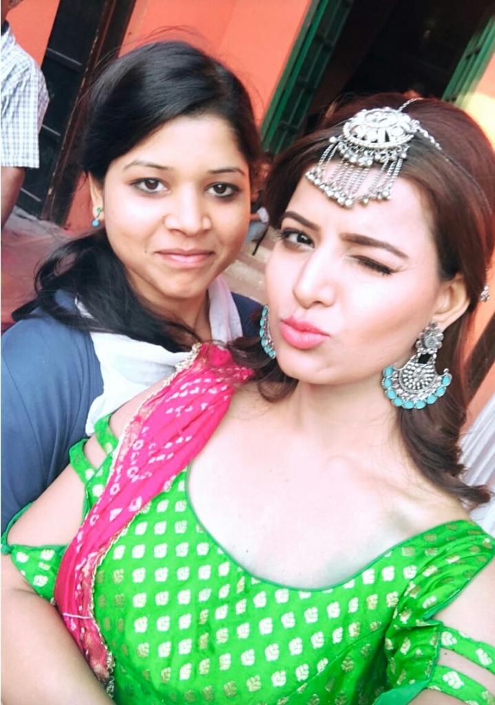 Sareeka_D's tweet photo. 😜 https://t.co/HSEAZe1L2H