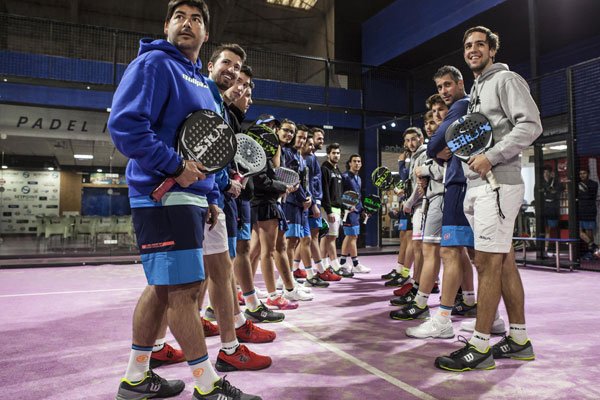 elneverazo's tweet photo. Siux une sus fuerzas con Wilson para la temporada World Padel Tour 2017 #padel #wpt17 https://t.co/r7kzSF1mVD https://t.co/V2GeEAKyHo