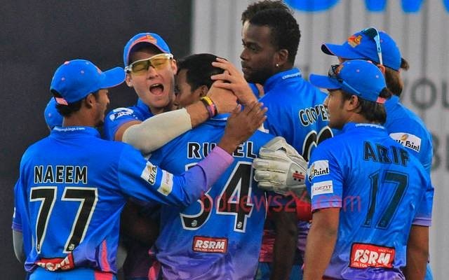 Chumke2010's tweet photo. Those days were the happiest when you kept your footstep on my country ! @DavidMillerSA12 #BPLt20 #2013  #BPL2013 #Bangladesh #DavidMiller!! https://t.co/2iMtharE0n
