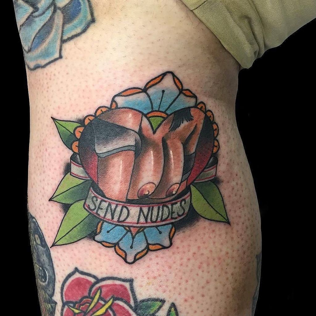 tattoosnob's tweet photo. Send Nudes tattoo by @daggerface at @lefthandblackstudio in San Diego, CA #daggerface #gar… https://t.co/Ecq3qSuzCO https://t.co/KVm8Fs0Ktz