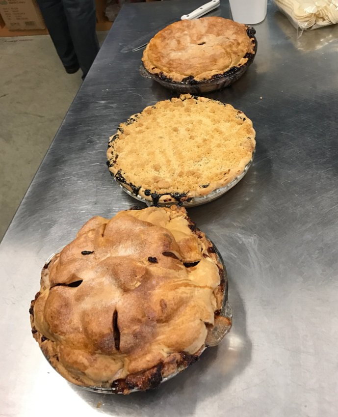 CaskJobs's tweet photo. Shamelessly using #PiDay as an excuse to eat pie for breakfast at @CaskData. 🙃 #startuplife #LifeatCask https://t.co/mbtjT9o8Cd