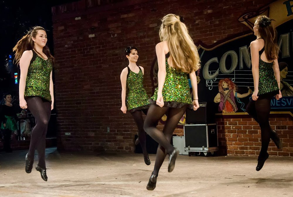 alachualibrary's tweet photo. Celebrate #StPatricksDay with #Irish Dance performed by students at Hogan School of Irish Dance today 4PM #ArcherLibrary https://t.co/NW5mlr62s6