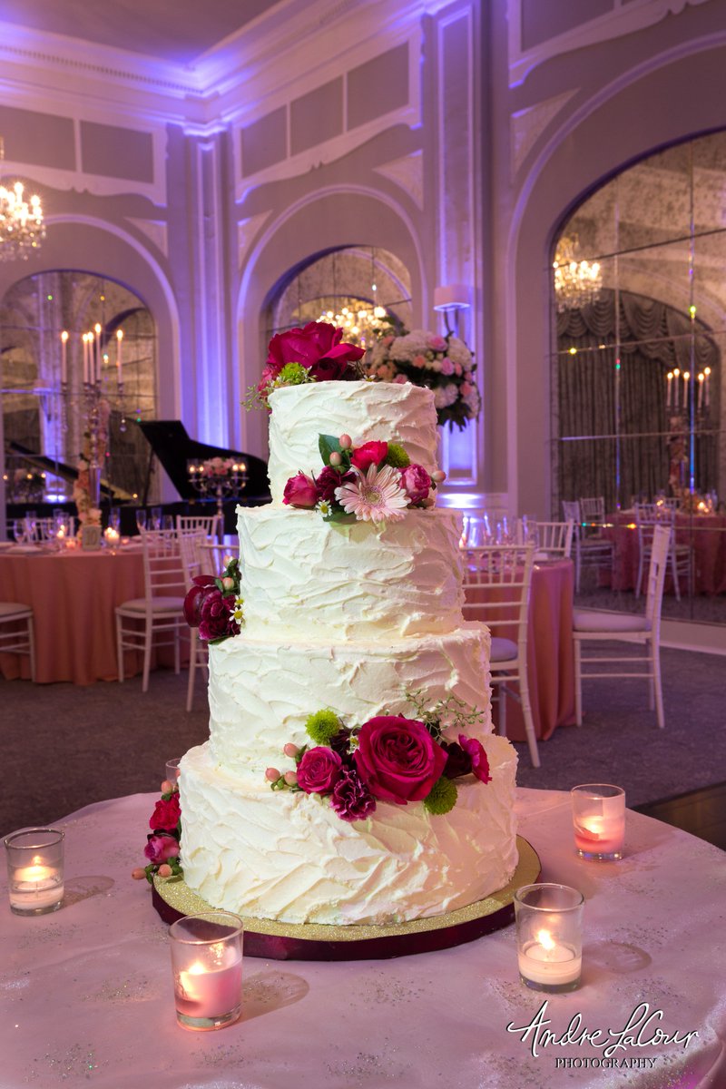 The Crystal Ballroom tweet media