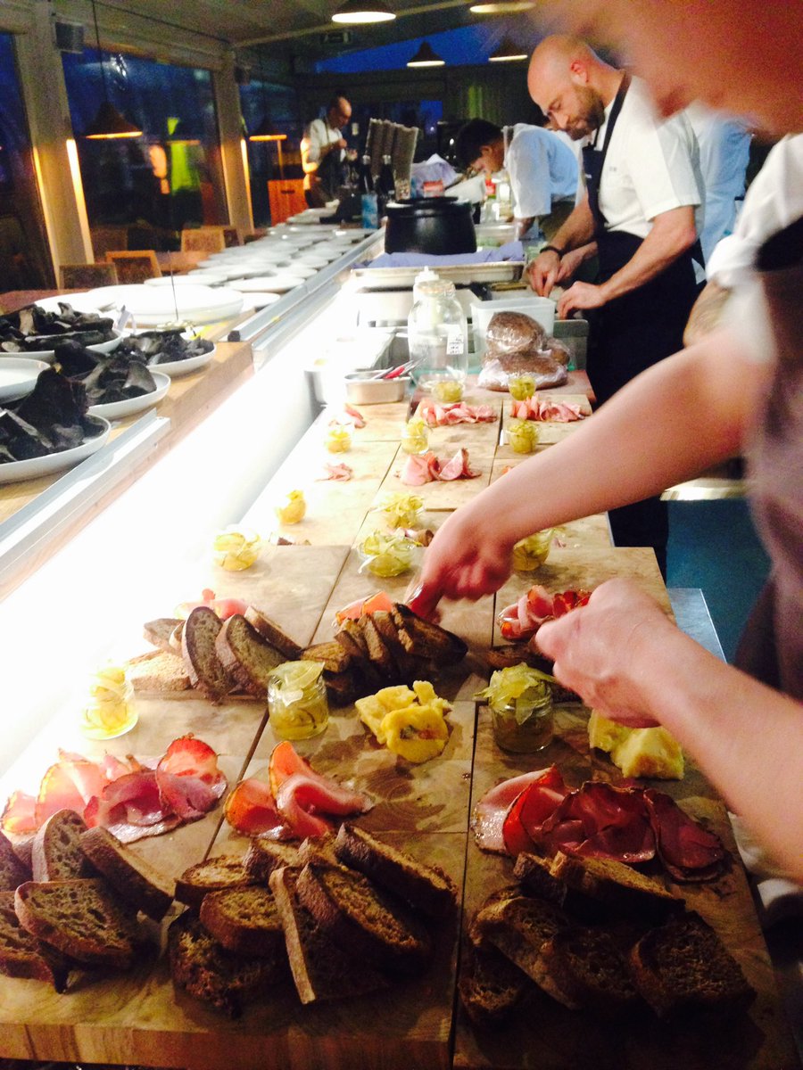 Swainsoncooks's tweet photo. Let's do this #wastEDLondon @Exclusive_Hotel https://t.co/FRhh5t4TW9