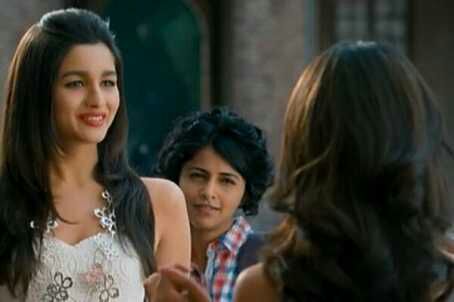 HAPPY BIRTHDAY ALIA BHATT our lil shanayawill turn 24 in a minute omg   