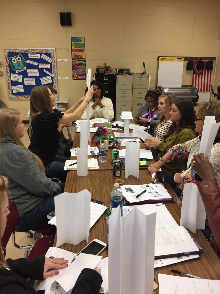 ecsk12_ees's tweet image. Integration of 🔬 content with engineering design projects &amp;amp; literacy skills📚📗 #pictureperfectscience #collaboration #constructingarguments