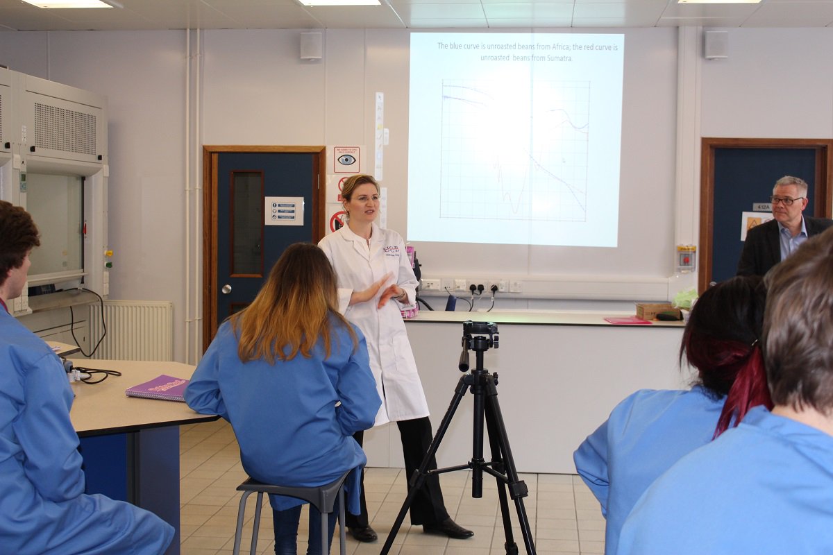 UCBfoodcourses's tweet image. Great and very entertaining talk given by Paul Clarke (Perkin Elmer) on DSC and its many applications in the food industry! #culinaryscience