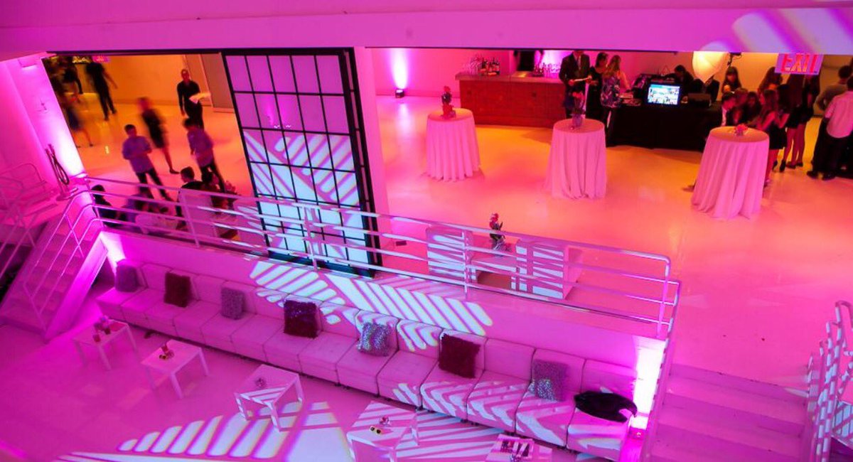 eventup's tweet photo. Multiple levels of private event space @404NYC https://t.co/3BMNXlXazI https://t.co/e0ksrh9fnc