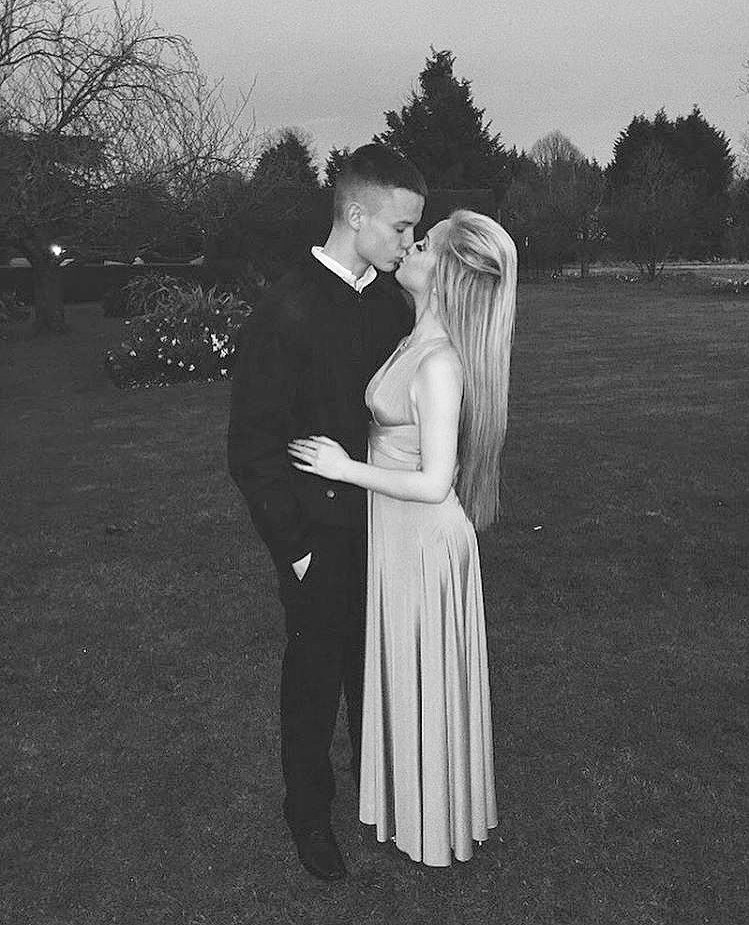 fayeegx's tweet photo. 23.08.14
3 years with my boy this summer☺️🙆🏼❤️ https://t.co/JDxbCxbtQJ