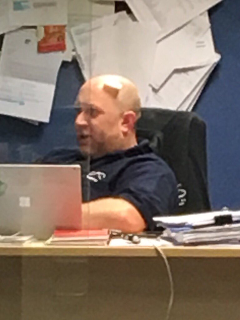 PCS_Emma's tweet photo. When you don't realise you have a post it stuck to your head @PCSBUSINESS https://t.co/ACgnwyGa7Z