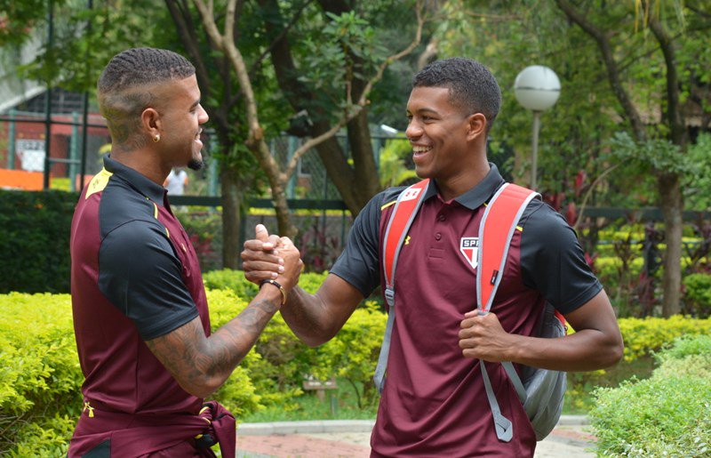 SaoPauloFC's tweet photo. Novidade, Léo Natel festeja aniversário e conquista

https://t.co/QWBaL07eqL https://t.co/ZouKCXsZmw