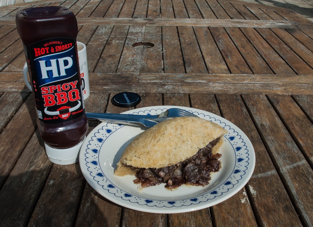 beninbaignes's tweet photo. Lunch in the sun! Left over steak pudding, went down a treat. #pudding #steakpudding #suetpudding https://t.co/S6U1W3RIRw