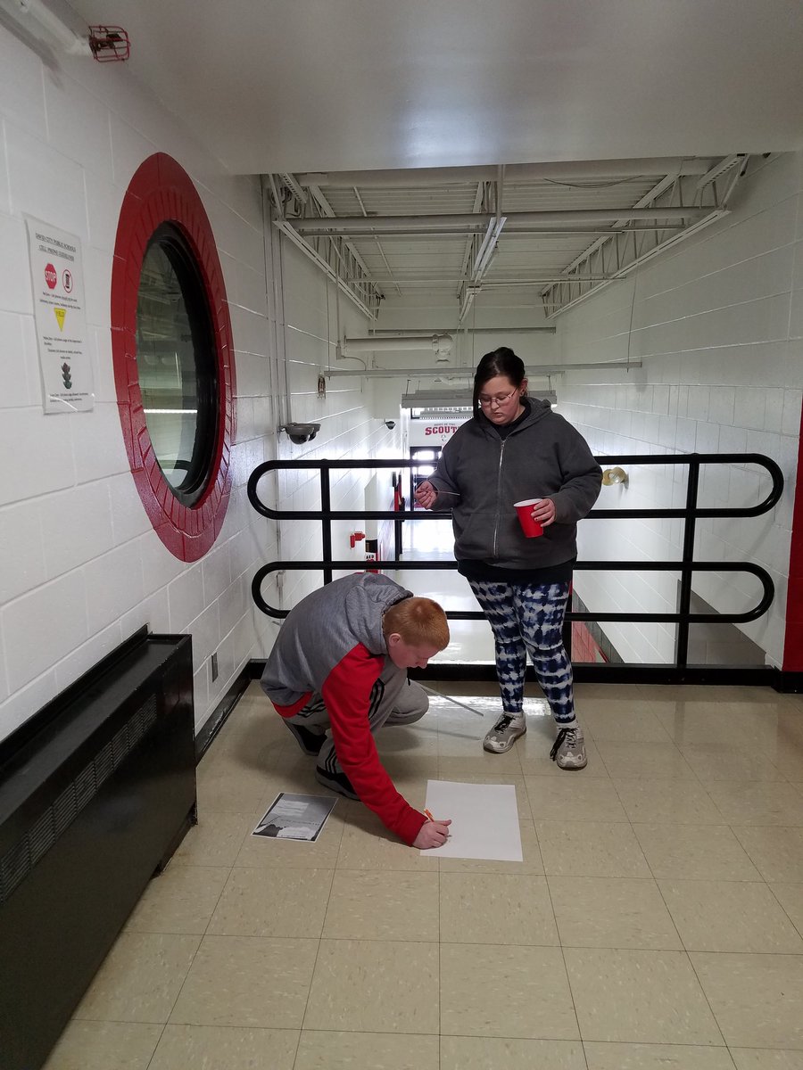 RondaGestring's tweet photo. Bus Law Class creating some blood spatter as part of Forensics Unit.#bloodevidence https://t.co/dLFfaDFPB5
