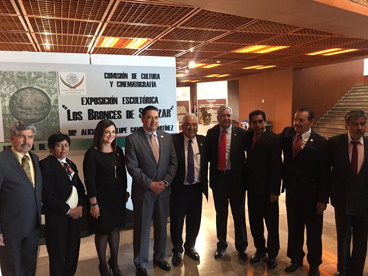HermosilloD9's tweet photo. Estuve presente en la exposición "Los Bronces de Salazar", aquí, en la Cámara de @Mx_Diputados.
¡Felicidades compañera diputada @AlyGamboa! https://t.co/1vEEMq0oyt