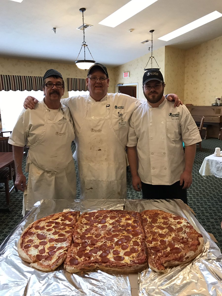 SpringhurstHC's tweet photo. Hancock County's Largest Pi(e)!!  Way to go @cyberchef67  and team!! 🍕 #TrilogyPiDay #SpringhurstRound https://t.co/vb9EF5dQx6