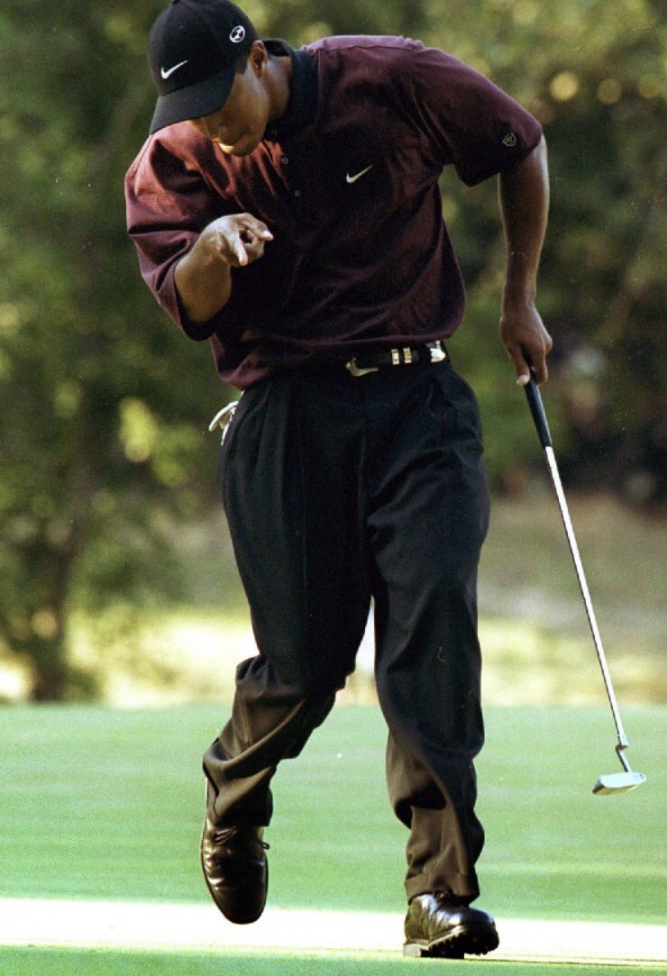 Golfing_style tweet picture