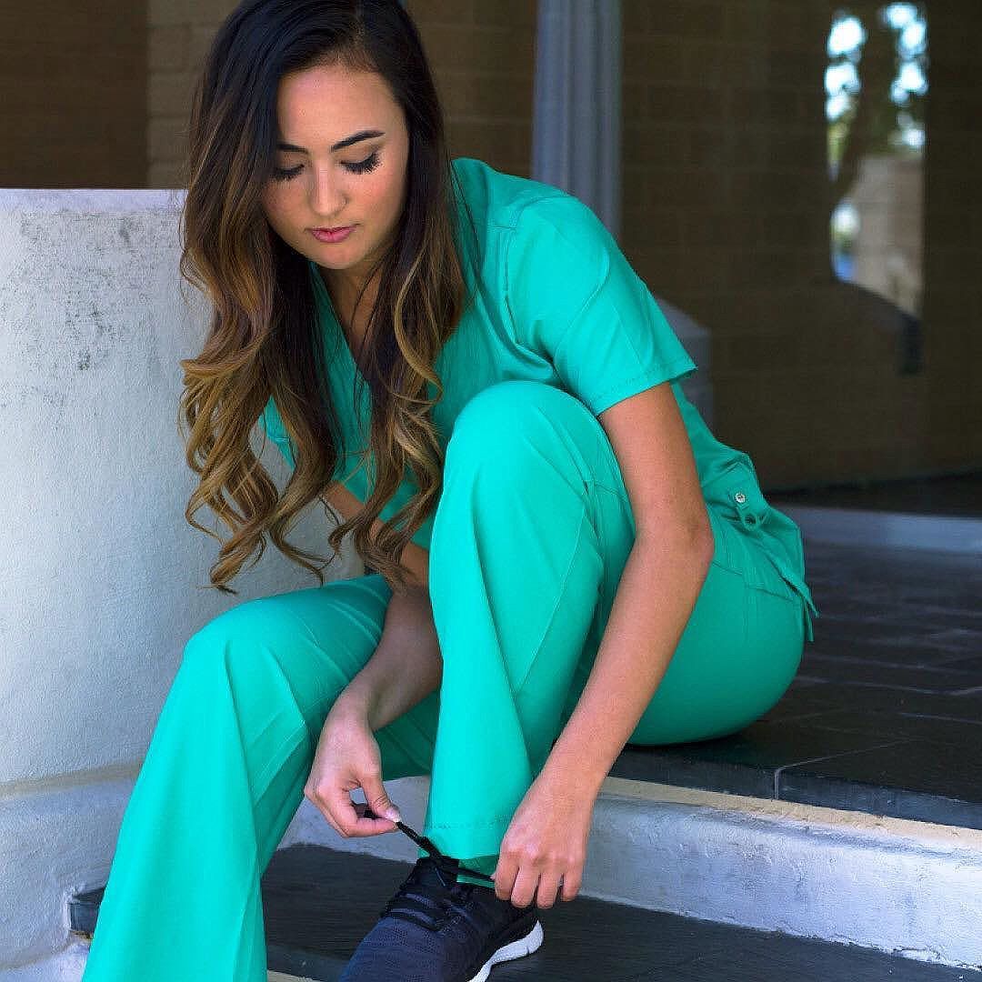 Last chance to save on green scrubs for St. Patrick's Day! Don't get pinched ⠀
⠀