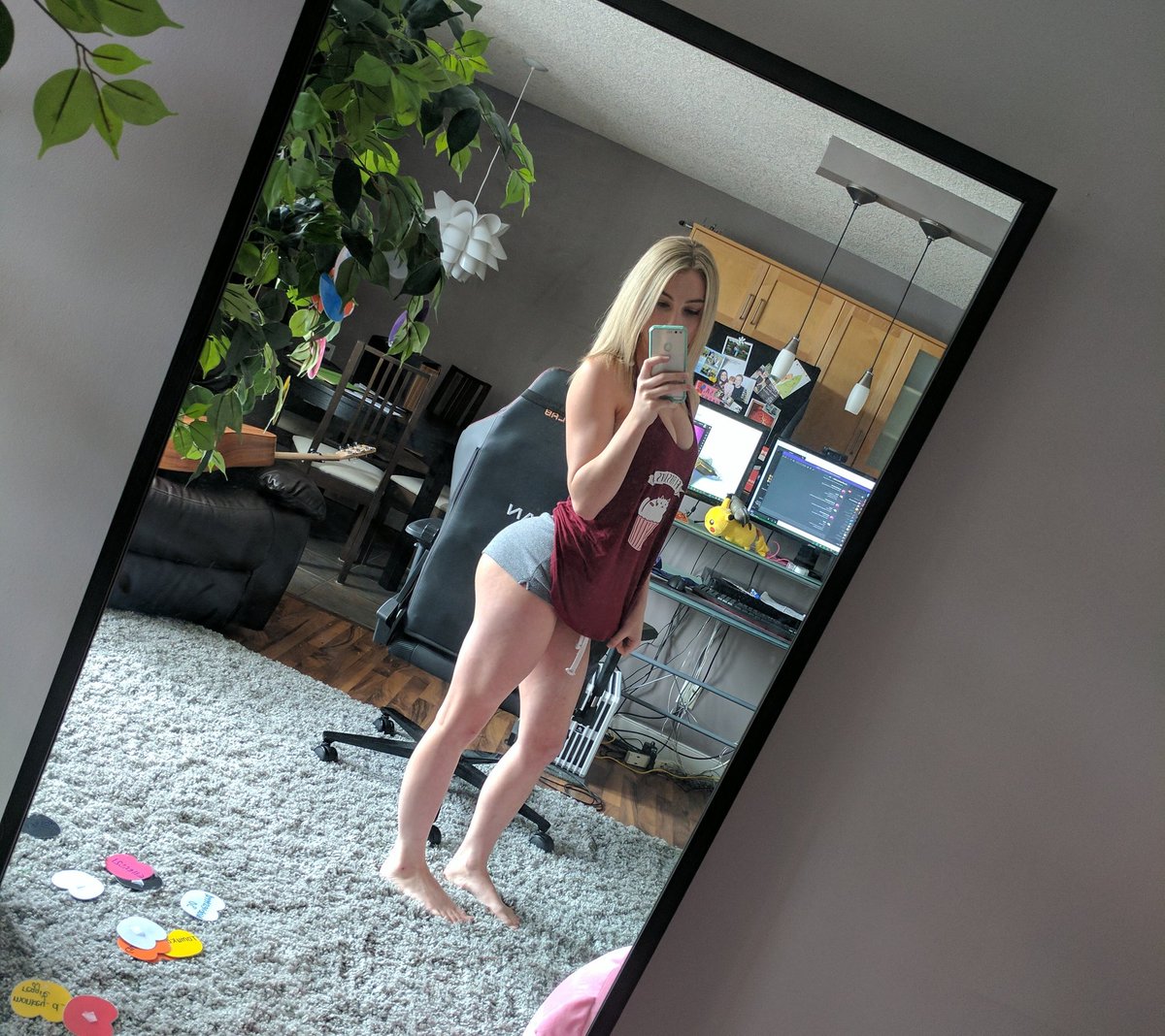 Online http://twitch.tv/stpeach.