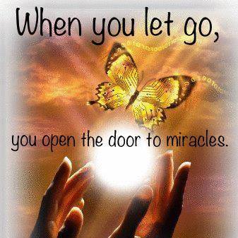 EssenceGia's tweet image. Sometimes we need to let go...
and make room for Miracles!
#letthatstuffgo
#believeandmiracleswillfollow