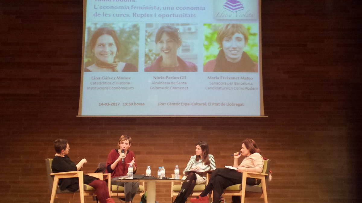 alba_bj's tweet photo. L'economia feminista és la solució a l'eco capitalista q ha eliminat milions de llocs de treball.Ho diu la @MariaFreixanet a @lletravioleta https://t.co/WDl0ntowi6