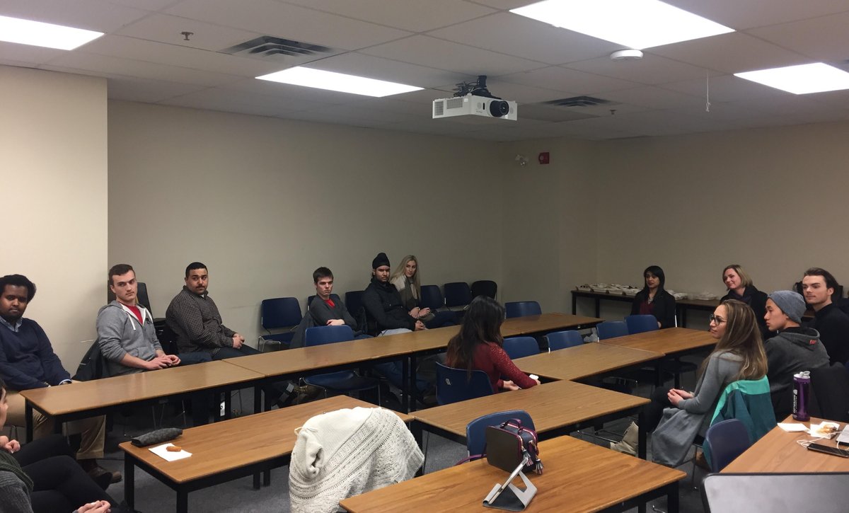 BardishKW's tweet image. Invaluable discussion on feminism &amp;amp; women in "non-traditional" fields w/ @LaurierLibs &amp;amp; @uwyoungliberals. #futurelooksbright #makeitawkward