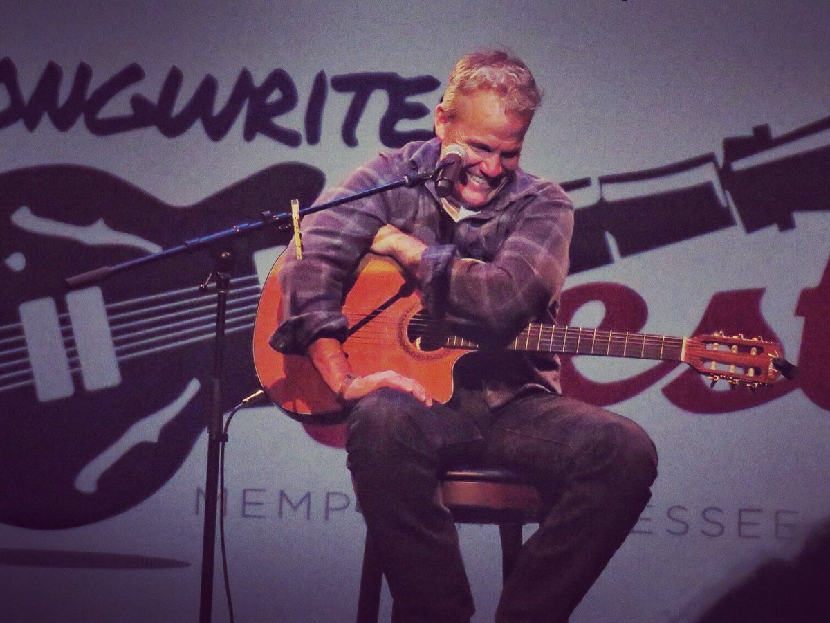 KristieAMorris's tweet photo. Casey Beathard - @941 TheWolf Songwriter Fest https://t.co/32Kyr67E59