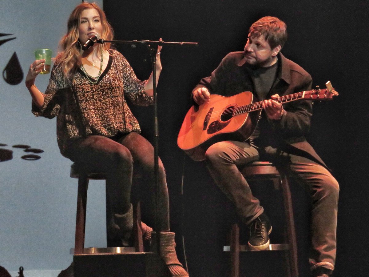 KristieAMorris's tweet photo. @sarahbuxton Few more pics from @941TheWolf Songwriter Fest! https://t.co/L4s7Xbj45a