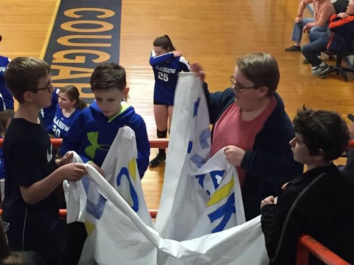 GCHSDECA's tweet photo. We appreciate our JR DECA chapter at GCMS for their conducting a Miracle Minute tonight to raise money for #MDA! #weareGC @GCMSCougars https://t.co/QOF694nWwF