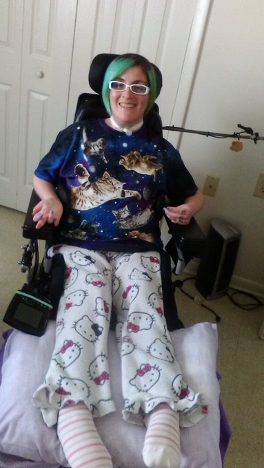 I'm wearing my big sister Jasmine's space kitty shirt today . RIP 06/08/77 - 02/21/17 #spaceCat #sullenpariah<a href="/tag/spacecat"class="tags"><span>#spacecat</span></a><a href="/tag/sullenpariah"class="tags"><span>#sullenpariah</span></a>