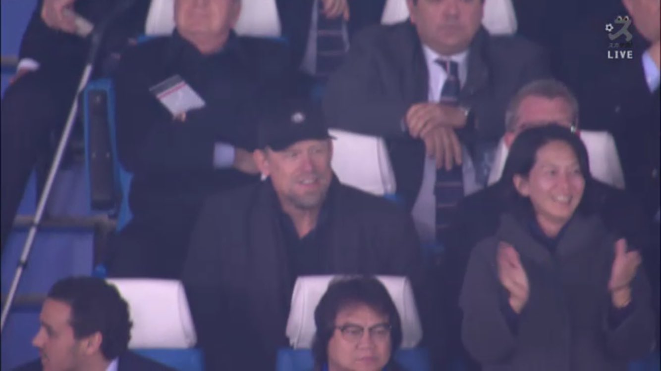 ট ইট র ブンデスリーガ スポーツライブ Powered By スカパー Ucl レスター シュマイケル2試合連続のpkストップ スタンドのお父さんもガッスポーズ スカサカ で生中継 スカパー